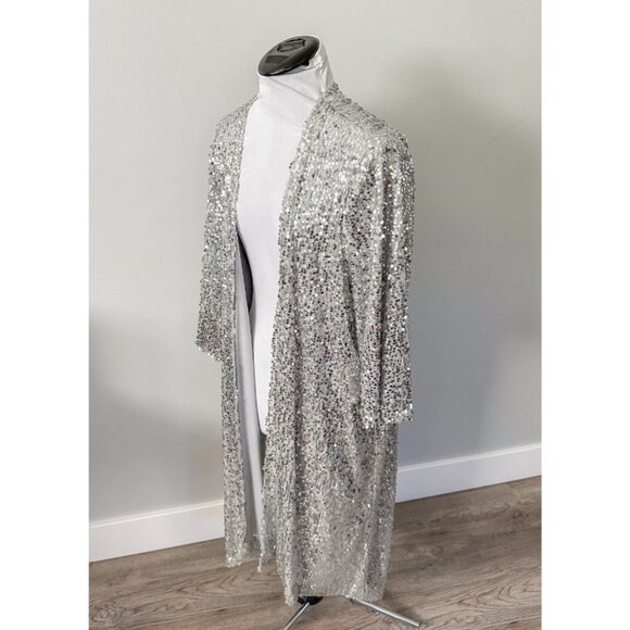 Torrid Silver Sequin Open Front Kimono - Picture 12 of 12